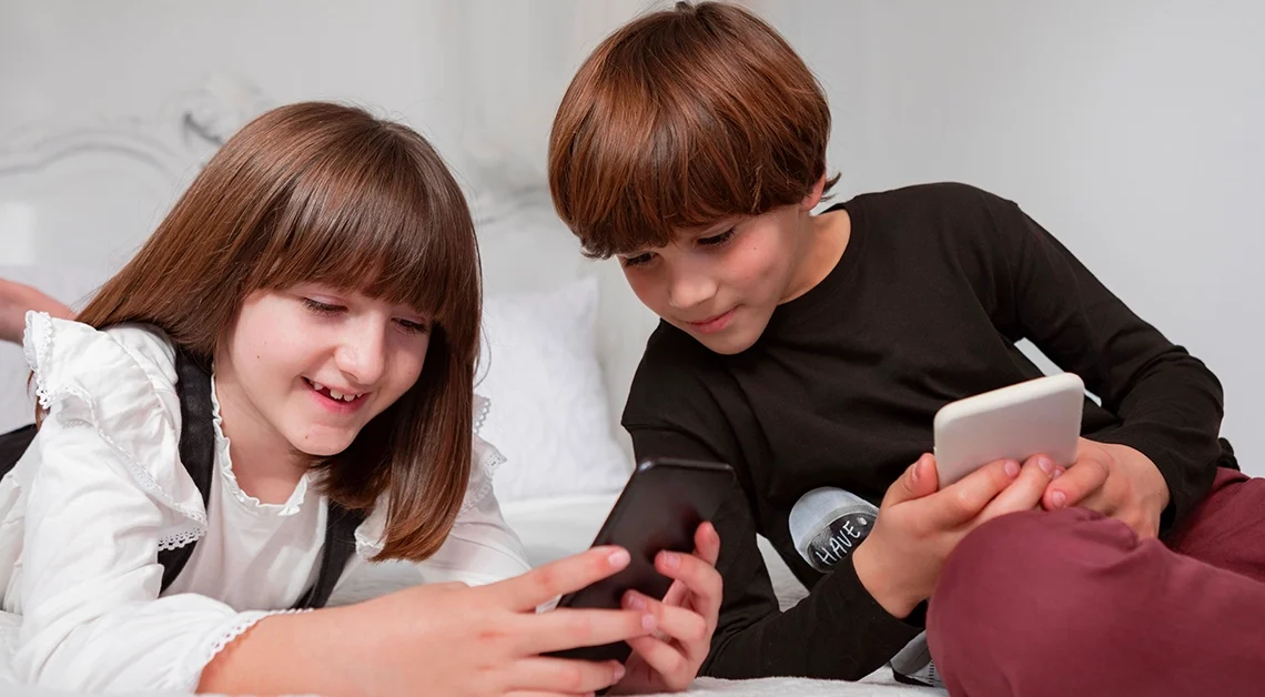 Australia plans to set up a minimum age limit for children to use social media